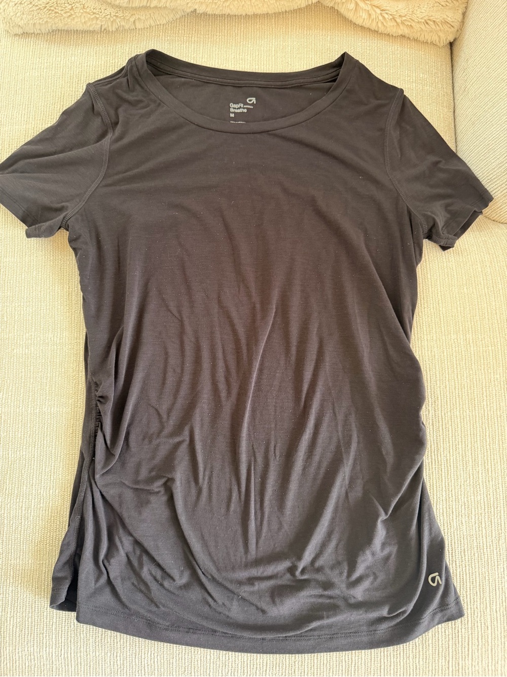 GAP Maternity Black Short Sleeve Scoop Neck Tee Medium